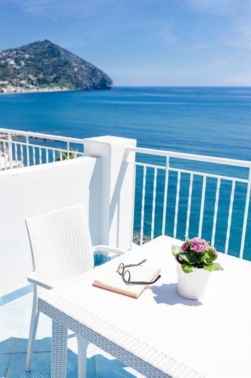Hotel Casa Rosa Sea & Spa Sant'Angelo  Extérieur photo